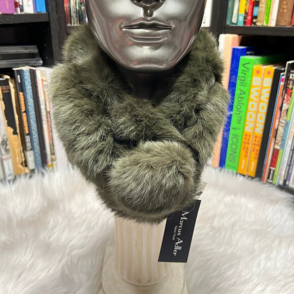 MARCUS ADLER RABBIT FUR COLLAR SCARF OLIVE GREEN - Picture 1 of 6